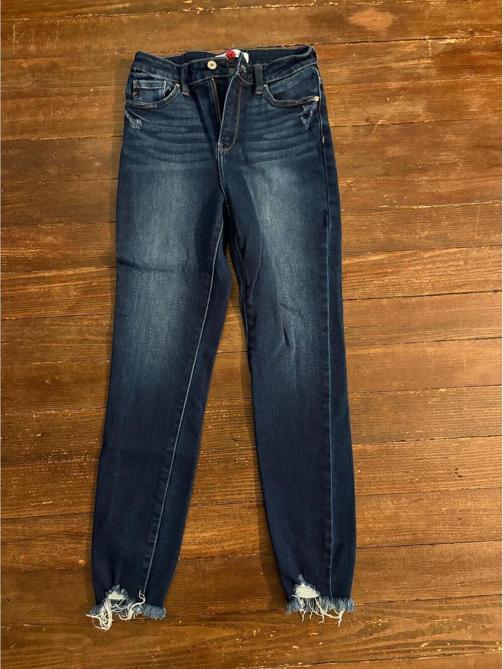 291. KANCAN Women's Jeans
